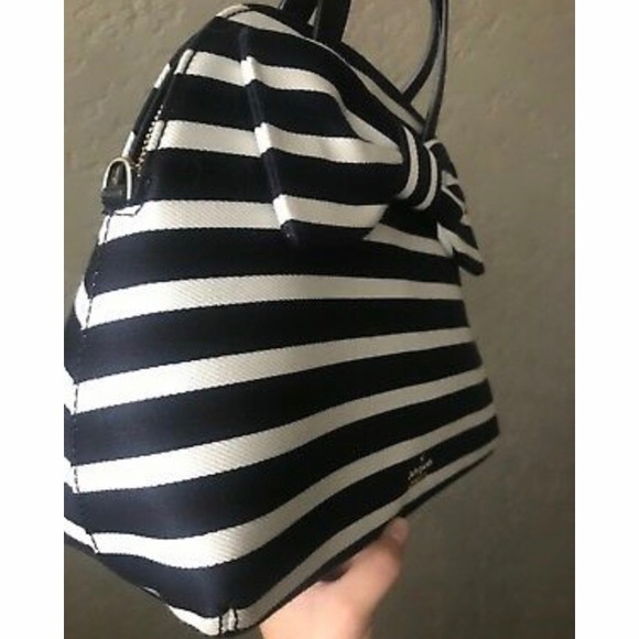 Kate Spade New York Cameron street Lottie. - Picture 3 of 7
